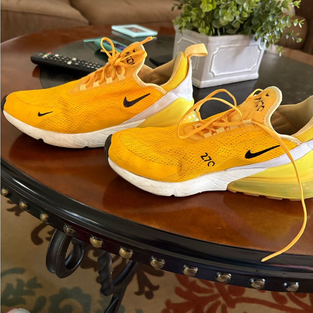 Nike Yellow/White/Black Air Max 270 Sneakers - Picture 2 of 5